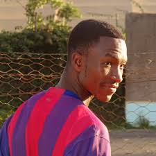 If Kendrick and Future are beefing with J Cole and Drake , which side are  you choosing and why? #KissFmBattle