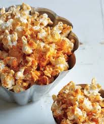 4 Addictive Popcorn Toppings That Are Way Better Than Butter Nourriture Recette Appetit