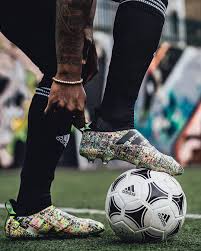 267 3k Likes 697 Comments Adidas Football Soccer Adidasfootball On Instagram Change Your Skins Hack Your Game Soccer Soccer Training Adidas Football