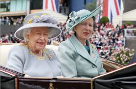 The royal princess, wie der offizielle titel von prinzessin anne, der einzigen tochter der englischen königin, lautet, hat andere qualitäten: Der Pferdefrau Prinzessin Anne Zum 70 Geburtstag