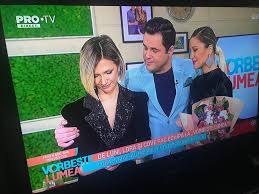Vezi cele mai noi ediții vorbește lumea, pe pro tv plus → bit.ly/31wvrss nu uita să te abonezi la canalul nostru de. Lora Din Nou La Vorbeste Lumea Ii Å£ine Locul Adelei Popescu InsÄƒrcinatÄƒ A Treia OarÄƒ