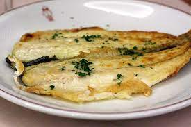 Il pesce branzino è anche chiamato lavrak, lupo di mare, lubino, koykan. Branzino In Padella Pourfemme