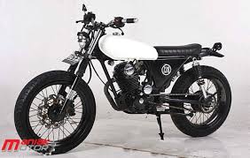 Foto honda gl 100 modif via modifmotorklasik.blogspot.com. Modifikasi Honda Cb100 Gabungan Cb Dan Ls Portal Sepeda Motor Dan Seluruh Aspeknya