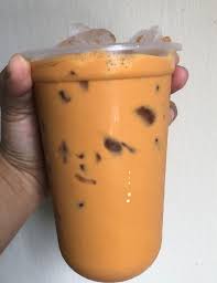 Selepas disiasat, netizen membongkarkan bahawa gambar tersebut siap ada yang tanya, teh ais memang ada oren kat tepi ke?﻿ Jangan Tambah Air Lagi Wanita Bongkar Rahsia Bancuh Teh Ais Pekat Manis Berlemak Sampai Lebih 1 8k Perkongsian