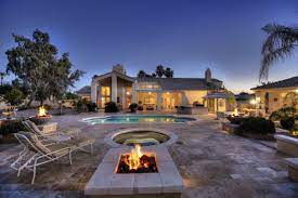Huge Backyard With Firepit And Glowing Pool And Spa Scottsdale Arizona Backyard Backyard Pool Spa Pool
