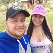 pareja busca pareja Nuevo sur de Memphis : páginas para conocer gay  Cambridge EUA {O7CU4N5}