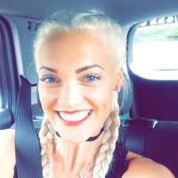 90+ "Leonie" profiles