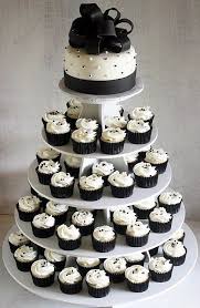 Found On Bing From Www Weddingflair Co Za Cheap Wedding Cakes Black And White Wedding Cake Black And White Cupcakes