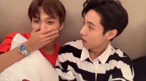 Jeno and Haechan Kiss - YouTube
