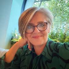 Sarah Eliot-Cohen Email & Phone Number