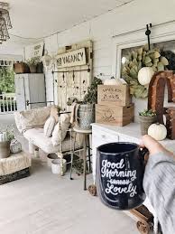 47 Rustic Farmhouse Porch Decor Ideas To Show Off This Season Shabby Chic Porch Shabby Chic Farmhouse Country House Decor