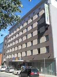 Digitales telefonbuch mit rückwärtssuche für deutschland. Holiday Inn Express Hamburg St Pauli Messe Deutschland Kontakt