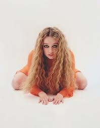 She studied acting at the royal academy of dramatic art (rada) where she graduated in 2017, obtaining ba degree in acting. Meet Sex Education Break Out Star Aimee Lou Wood