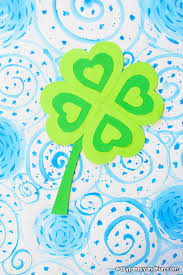 Simple tips for crafting realistic eyes can help you get better at drawing this emotive feature. Four Leaf Clover Craft Easy Peasy And Fun