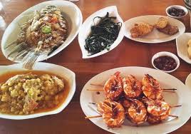 Sejak diberlakukannya aturan ini, tak jarang pihak keamanan seperti polisi harus berpatroli untuk mengawasi kegiatan masyarakat yang dirasa melanggar aturan. 7 Kuliner Termurah Dan Terlezat Di Kawasan Ui Depok Enak Banget