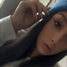 Anyone else's iPhone stuck in SOS mode?? I've got Verizon service…