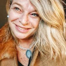 Stream beescott music