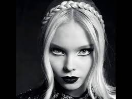 TANITA TIKARAM " The Way You Move " (Official Music Video)