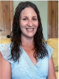 Danielle Beamer's Instagram, Twitter & Facebook