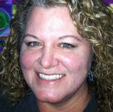 Lisa Summa's Instagram, Twitter & Facebook