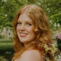 Lindsay Nevins's Instagram, Twitter & Facebook