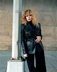 Natasha lyonne (born april 4, 1979 in new york city, new york) is an american actress best known for such movies as american pie, slums of beverly hills creator / natasha lyonne. 18 Of Natasha Lyonne S Famous Friends Ask Her Anything They Want