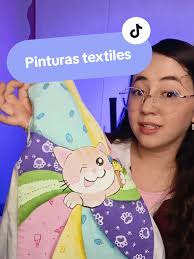 Pinturas Textiles: Arte en Cada Prenda