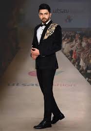 3 piece suit designs for men. 20 Trending Models Of Men S Engagement Dresses From Recent Fashion