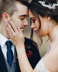 Catherine Leigh Wedding Photographer in Charlotte, Philadelphia ❤️ Portfolio