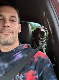 What are some good alternatives to expensive razors and blades for shaving?