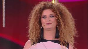Valentina persia ha anche parlato di un momento molto doloroso della sua vita. Valentina Persia Chi Era Salvo Il Fidanzato Morto In Un Incidente