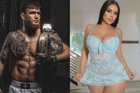 PFL: Johnny Eblens girlfriend threatens to break up with him if he doesnt  win this weekend | Marca
