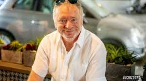 Presa internationala scrie ca sambata au avut loc cele mai mari protest de acest gen din orasele mici. Cel Mai Bogat Roman Din America Previziuni Despre Epoca Post Trump E Tot Mai Evidenta Tendinta Asta Toate Orasele Mari Incep Sa Se Goleasca Mobile