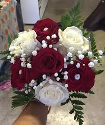 Remember to read customer reviews and view the florist's handy work. Home Flowers Garlands Carnation Garlands Bouquet Of Flowers Mala Of Flowers Tulip Delivery Fresh Cut Flowers Floral Flowers Sreeflowers Com