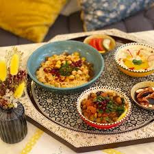 Quand on pousse la porte de ce petit restaurant spécialisé dans la cuisine syrienne chaque détail semble. Ce Restaurant Propose Une Cuisine Syrienne Savoureuse A Bordeaux