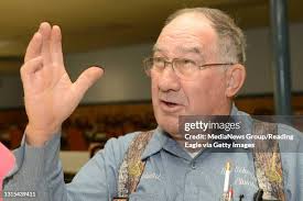 42 Richard Schaeffer Photos & High Res Pictures