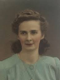 Lottie Mclean's Instagram, Twitter & Facebook