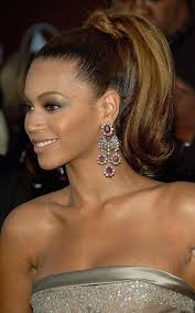 Dimmi che forma del viso hai e ti dirò qual è la tua coda ideale