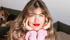 Η κλέλια ανδριολάτου αποτελεί μια από τις πιο ωραίες παρουσίες στην ελληνική showbiz. Klelia Andriolatoy Atyxhma Star Gr