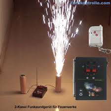 2 Kanal Feuerwerk Fernzunder 315mhz Funk Zundanlage Um Hautverbrennung Und Zufallige Explosion Zu Vermeiden Verwendet Man Jetzt Li Feuerwerk Funk Pyrotechnik