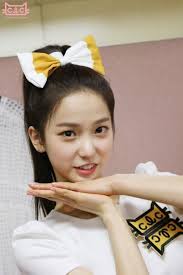 Choi yu jin (최유진) is a south korean singer under cube entertainment. Yujin Clc Is Sooo Cute Celebrity Photos Videos Onehallyu