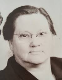 Descendant of Ewen, Birch, Helton and Combs, Begley, Crawford from  southeast KY.