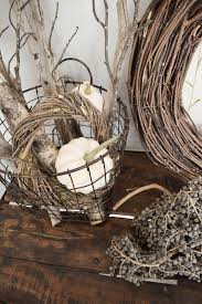 Herbstdeko Fur Konsole Deko Fur Den Herbst Mit Kubrissen Kranzen Holz Und Botanischen Drucken Dekoidee Herb Herbst Dekoration Kurbis Dekorieren Herbstdeko