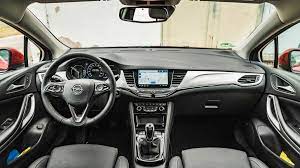 Top gear reviews the vauxhall astra. Opel Astra Kombi Im Test Lohnt Sich Der Sports Tourer Mobile De
