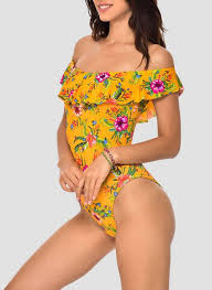 Pour un style exotique et tropical, optez pour un maillot de bain aux couleurs pétillantes et aux formes originales. Maillot De Bain Une Piece Bustier A Volants Imprime Tropical Curry Aroha Limonada Banana Moon Femme Place Des Tendances
