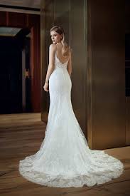 Which of our two crusz pure wedding dresses will make your heart beat faster? Ruckenfreies Meerjungfrau Brautkleid Pure 20128