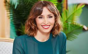 Pasta e fagioli in crosta, sora giovanna, manzo all'olio di rovato, marquise al cioccolato. Benedetta Parodi Incinta La Foto Col Pancione Commuove Il Web