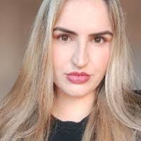 Jennifer Parreira's Instagram, Twitter & Facebook