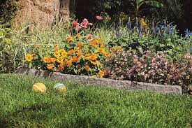 The materials used for edging come in a wide range of choices and combinations: Amazon Com Suncast Bse10tg Edging Borderstone 10 Pack Garden Border Edging Garden Outdoor
