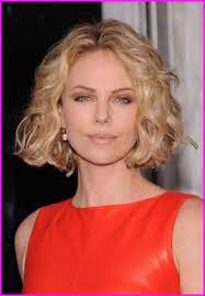 Curly Bob Haircuts Best Short Haircuts For Curly Hair Round Face 2019 Bob Haircut Curly Wavy Bob Hairstyles Wavy Bob Haircuts